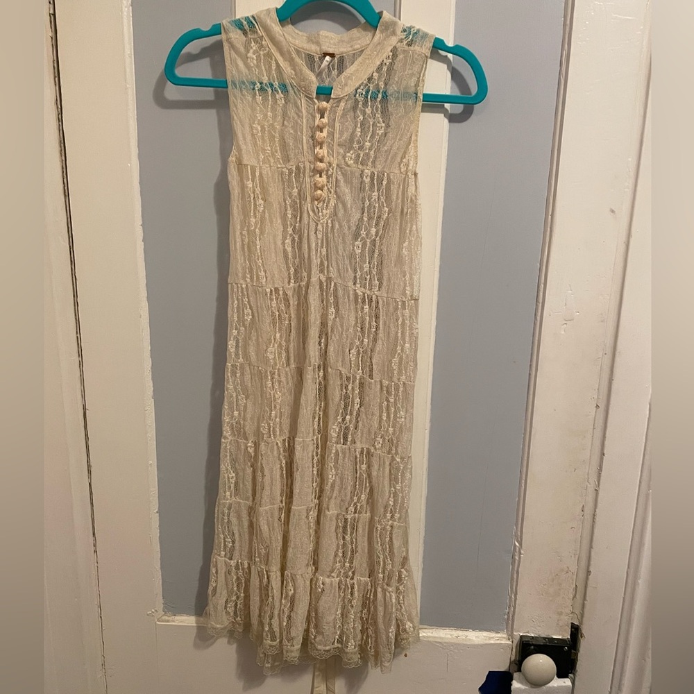 Free People Ivory-colored Lace Dress (P-1)